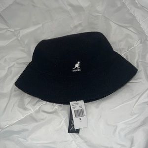 KANGOL BERMUDA BUCKET HAT